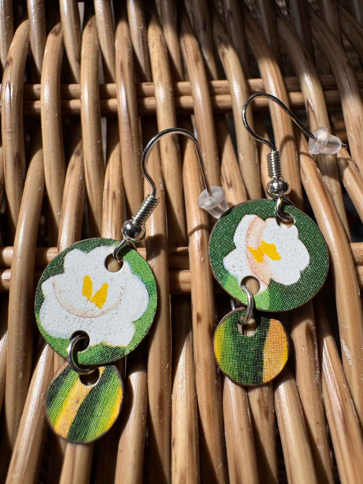 White Floral Double Disc Dangle Earrings